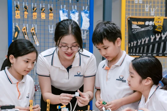Giải pháp phát triển chương trình giáo dục cho tương lai
