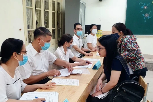 Hà Nội công bố các số điện thoại hỗ trợ tuyển sinh đầu cấp