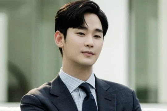 Kim Soo Hyun bỏ túi hàng chục triệu USD sau bê bối tình ái