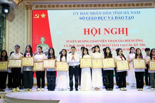 Bồi dưỡng học sinh giỏi theo yêu cầu đổi mới căn bản, toàn diện