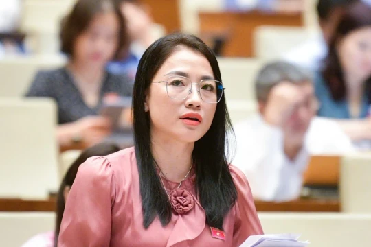 Cần thiết luật hóa dạy thêm, học thêm