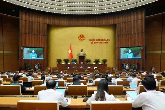 Thống nhất giảm tuổi nghỉ hưu giáo viên mầm non, tiền lương xếp cao nhất