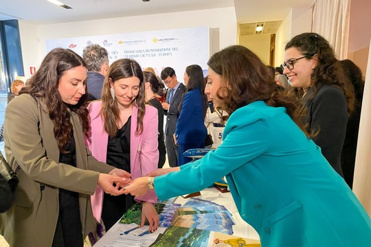 Vietnam Airlines công bố khai trương đường bay thẳng Hà Nội – Milan tại Chương trình Xúc tiến Du lịch Việt Nam - Châu Âu
