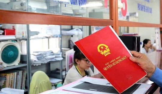 Hà Nội: Người dân "khóc dở, mếu dở" vì không thể tách thửa đất dịch vụ chia cho con cái