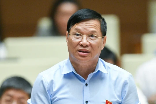 Góp ý dự thảo Luật Nhà giáo: Giáo viên không đưa thông tin tiêu cực về học sinh, nhà trường lên mạng xã hội