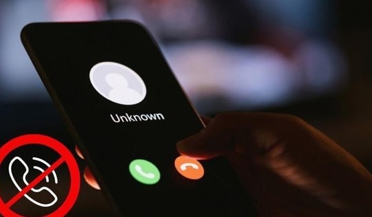 Nữ sinh viên bị công an dỏm đe dọa, dạy nói dối bố mẹ để chuyển 3 tỷ đồng