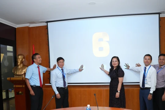 Trường đại học ra mắt tư vấn tuyển sinh bằng Chatbot AI