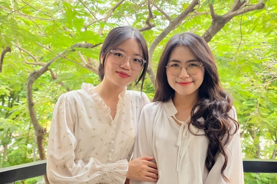 Hai nữ sinh cùng quê, trùng sinh nhật dẫn đầu ĐH Kinh tế Quốc dân