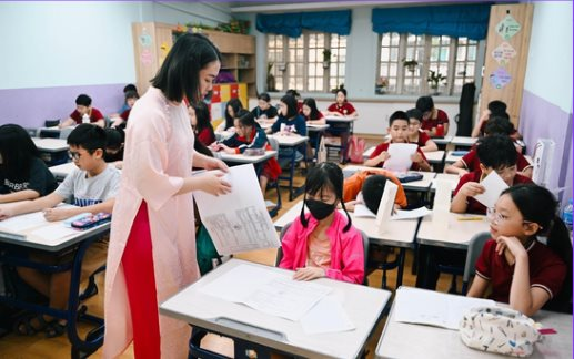 Con cần phù hợp, không cần nổi bật: 3 sai lầm khi chọn trường cấp 2 khiến con mất tự tin