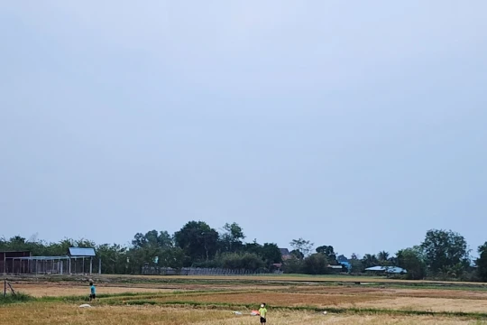 Tiền chuyển mục đích sử dụng đất quá cao, người dân như mua đất lần 2