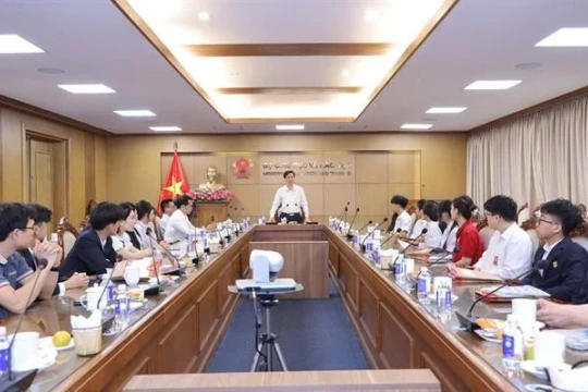 Đoàn học sinh Việt Nam sẵn sàng tham dự ISEF 2025