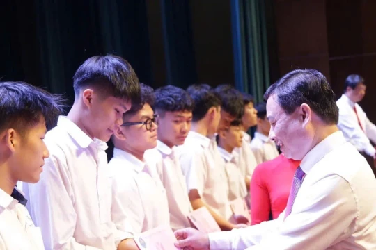 Bắc Giang tuyên dương học sinh, giáo viên xuất sắc năm học 2024 - 2025
