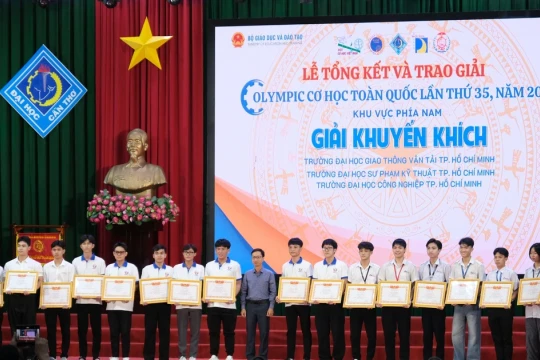 Trao giải Cuộc thi Olympic Cơ học toàn quốc lần thứ 35 khu vực phía Nam