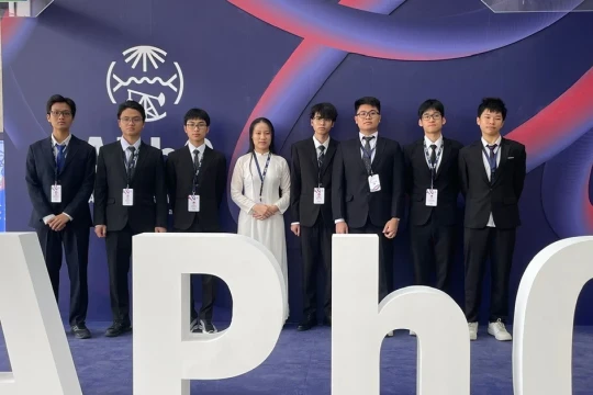 Việt Nam trong nhóm 5 nước có thành tích cao nhất Olympic Vật lí Châu Á 2025