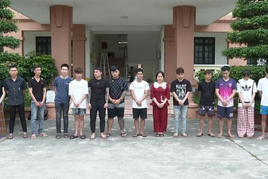 Triệt phá đường dây lừa đảo hỗ trợ vay vốn online