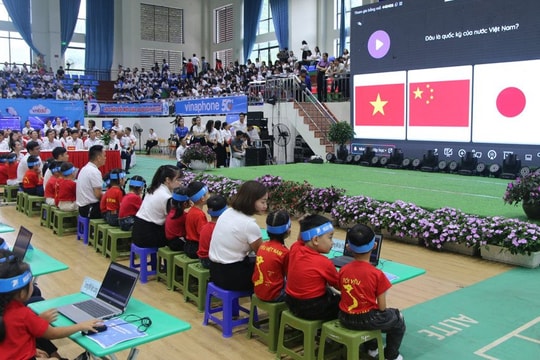 Học sinh TP Lai Châu hào hứng với Chương trình giáo dục STEAM Robotics