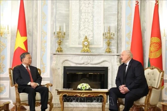Tổng Bí thư Tô Lâm hội đàm với Tổng thống Belarus