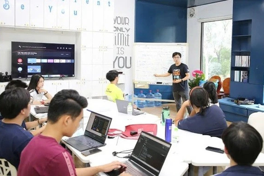 Từ năm 2025, toàn bộ sinh viên ĐHQGHN sẽ học về trí tuệ nhân tạo