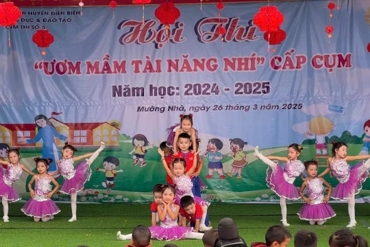 Những bước chân bền bỉ nơi lớp học vùng biên giới Mường Lói