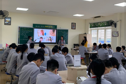 Thi vào lớp 10 Hà Nội: Dự báo "giảm nhiệt", nhưng vẫn còn nhiều áp lực