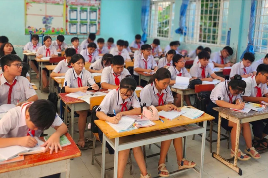 Có nên cho con vào trường chuyên, lớp chọn từ lớp 6?