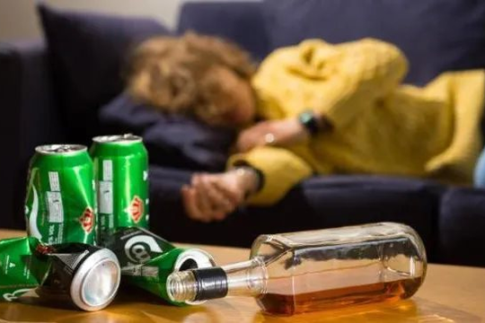 Cục máu đông – "Sát thủ thầm lặng" và giải pháp hỗ trợ từ thảo dược tự nhiên