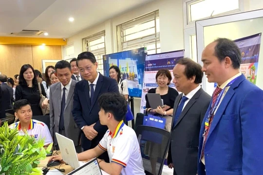 Đại học Đà Nẵng đào tạo nguồn nhân lực phục vụ Trung tâm tài chính quốc tế