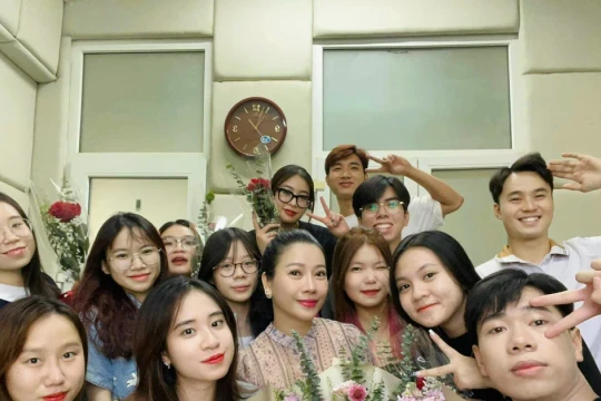 Nhà giáo ươm mầm nhiều giọng hát nổi tiếng