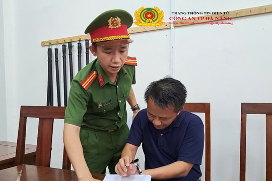 Bắt tạm giam "đại gia" ngành gỗ Nguyễn Sĩ Khoa