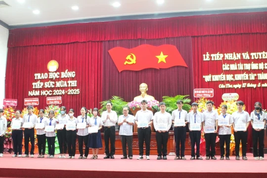 Cần Thơ vận động trên 8,2 tỷ đồng quỹ khuyến học, khuyến tài