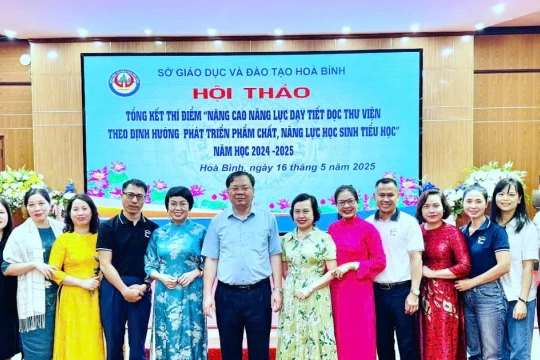 Nâng cao năng lực dạy tiết đọc thư viện cho giáo viên tiểu học