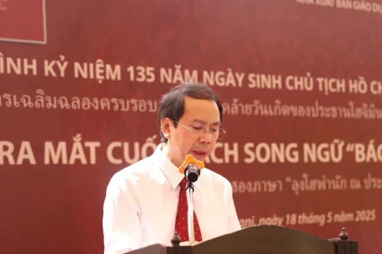 Ra mắt sách song ngữ 'Bác Hồ ở Thái Lan'