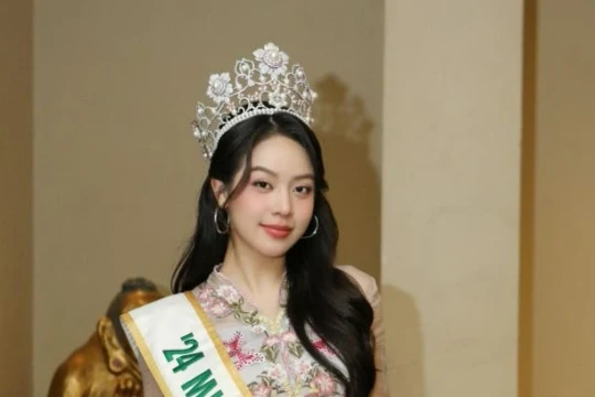 Vượt mặt dàn mỹ nhân đình đám quốc tế, Thanh Thủy lọt top 10 'Nhan sắc vượt thời gian'