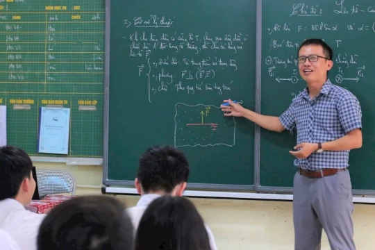 Những 'nhà giáo làm theo lời Bác': Trau dồi cả đức lẫn tài
