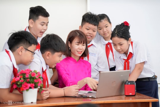 Bộ Giáo dục: Không cần chứng chỉ ngoại ngữ để xét thăng hạng giáo viên