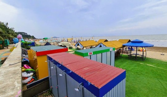 Cảnh khó tin ở bãi biển nổi tiếng ở Thanh Hóa