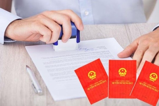 Khi nào phải hoàn thành việc chuyển đổi, giải thể các Phòng công chứng?