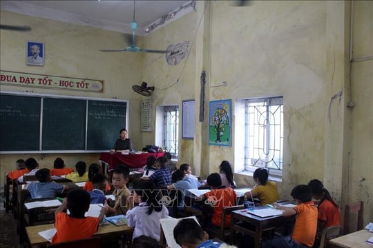 Bổ sung hơn 14 tỷ đồng thực hiện chế độ cho giáo viên hợp đồng tại Thanh Hóa