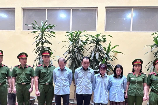 Nhận hối lộ hơn 1 tỷ đồng, 4 cán bộ cấp phường ở Hà Nội bị khởi tố