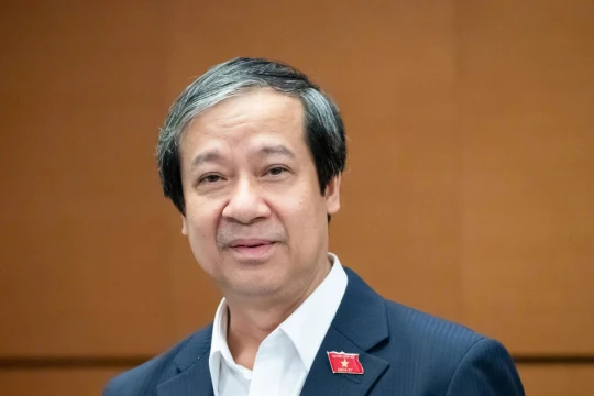 Lưu ý khả năng cân đối ngân sách của địa phương khi miễn học phí