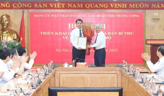 Công bố quyết định về nhân sự tại Đảng ủy MTTQ, các đoàn thể Trung ương