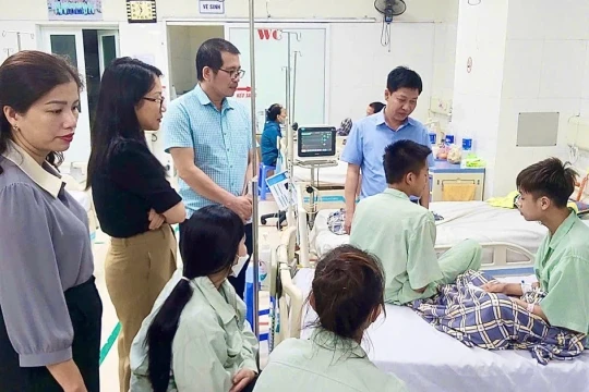 Bộ GD&ĐT thăm hỏi gia đình học sinh đuối nước tại Quảng Ninh