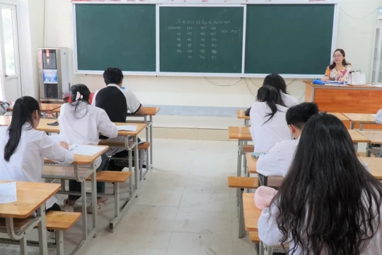 Sẵn sàng cho mùa thi: Chuẩn bị từ sớm, từ xa