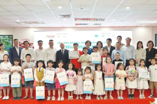 Cầu Vồng Tuổi thơ tổng kết cuộc thi “Ươm mầm xanh, gieo hạnh phúc”