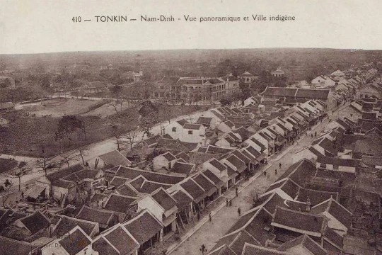 Phố cổ Nam Định: Vàng son phủ bóng thời gian