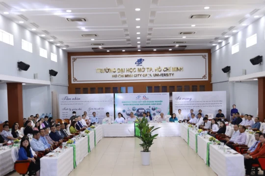 Trường Đại học Mở TPHCM tăng cường kết nối doanh nghiệp trong kỷ nguyên số