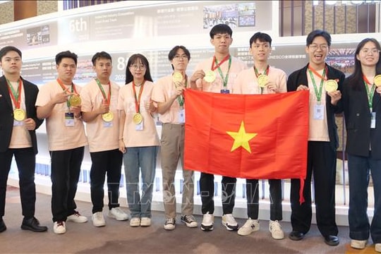 Sinh viên Việt Nam tỏa sáng trong cuộc thi công nghệ thông tin và truyền thông quốc tế