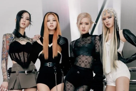Rộ tin đồn BLACKPINK tan rã