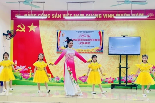 43 giáo viên ở Tuyên Quang đạt danh hiệu Tổng phụ trách Đội giỏi cấp tỉnh