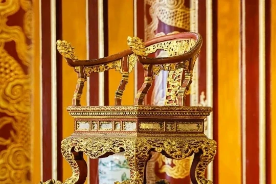 Từ vụ 'Ngai vua triều Nguyễn' bị phá hoại: Cách nào ngăn chặn xâm hại bảo vật quốc gia?